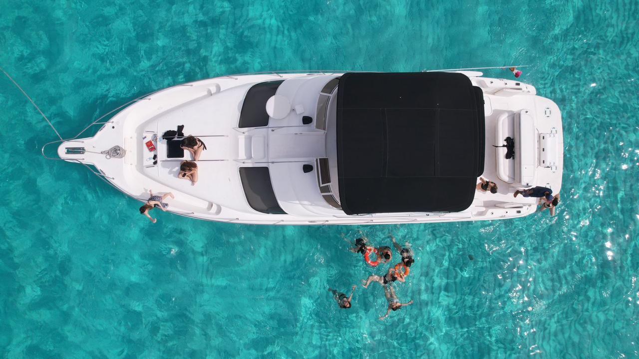 5.SeaRay 46